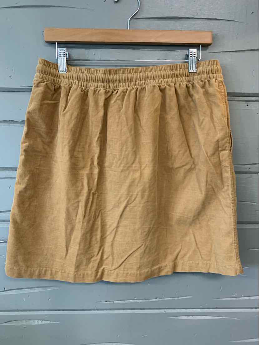 W LOFT TAN Size MED SK