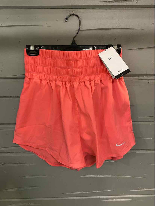 W NIKE CL Size MED AW