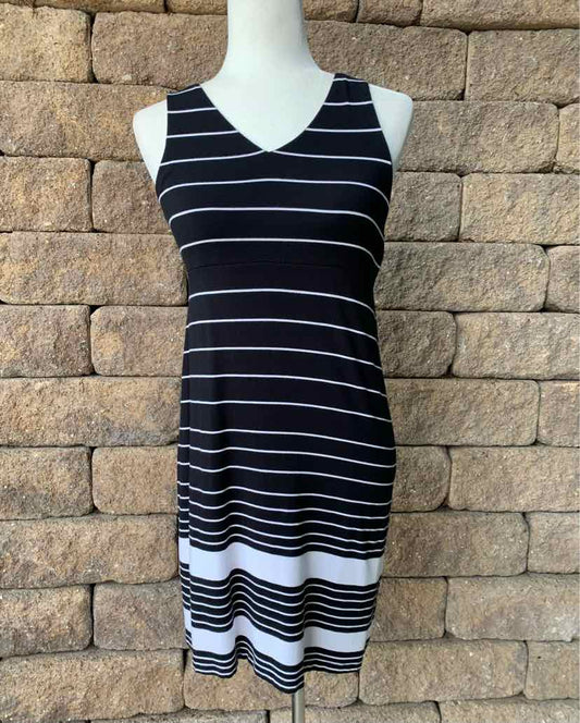 W ATHLETA BK Size SM DR