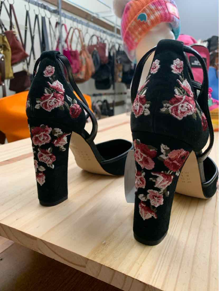 W WHITE HOUSE BLACK MARKET BK Size 8.5 SHOE