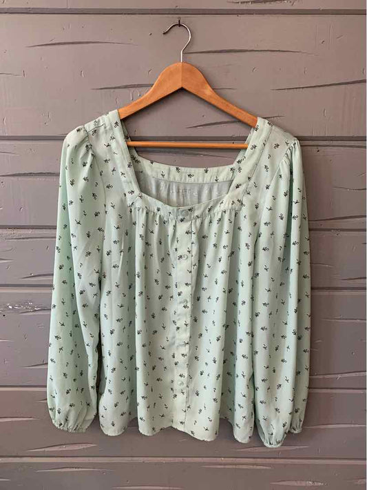 W LOFT MINT Size MED T