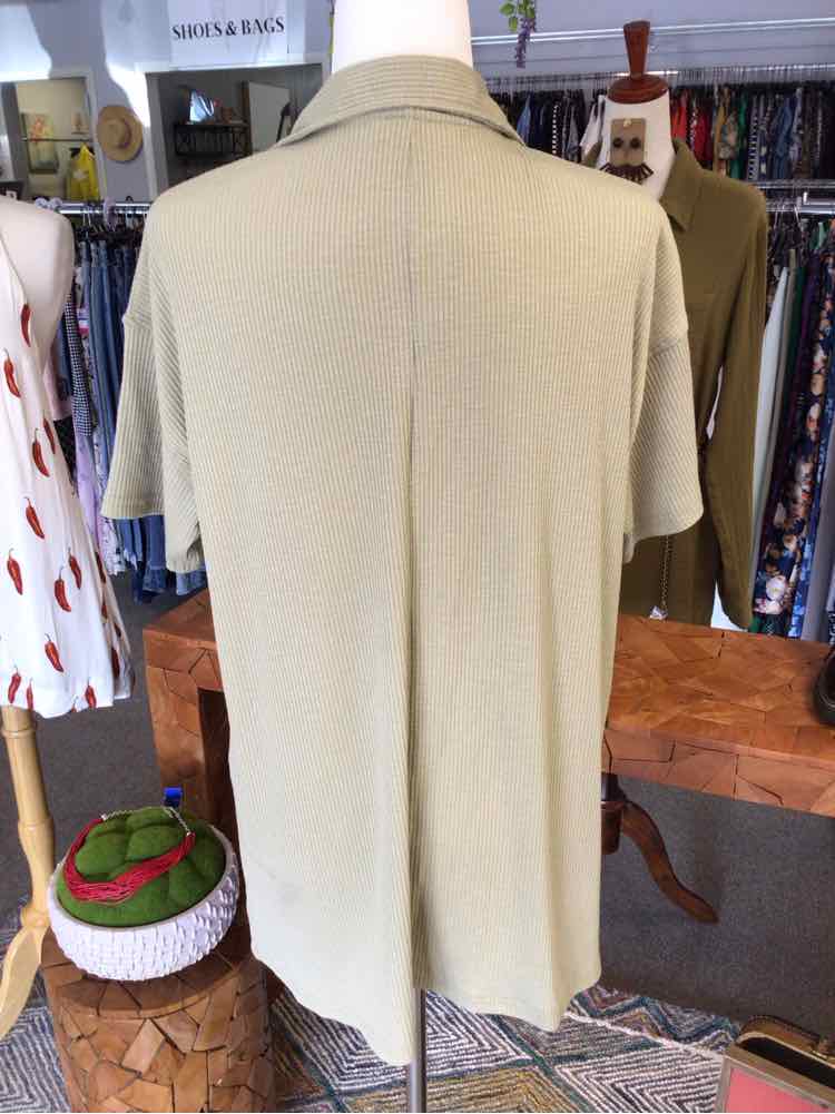 W JANE AND DELANCEY GR Size MED T