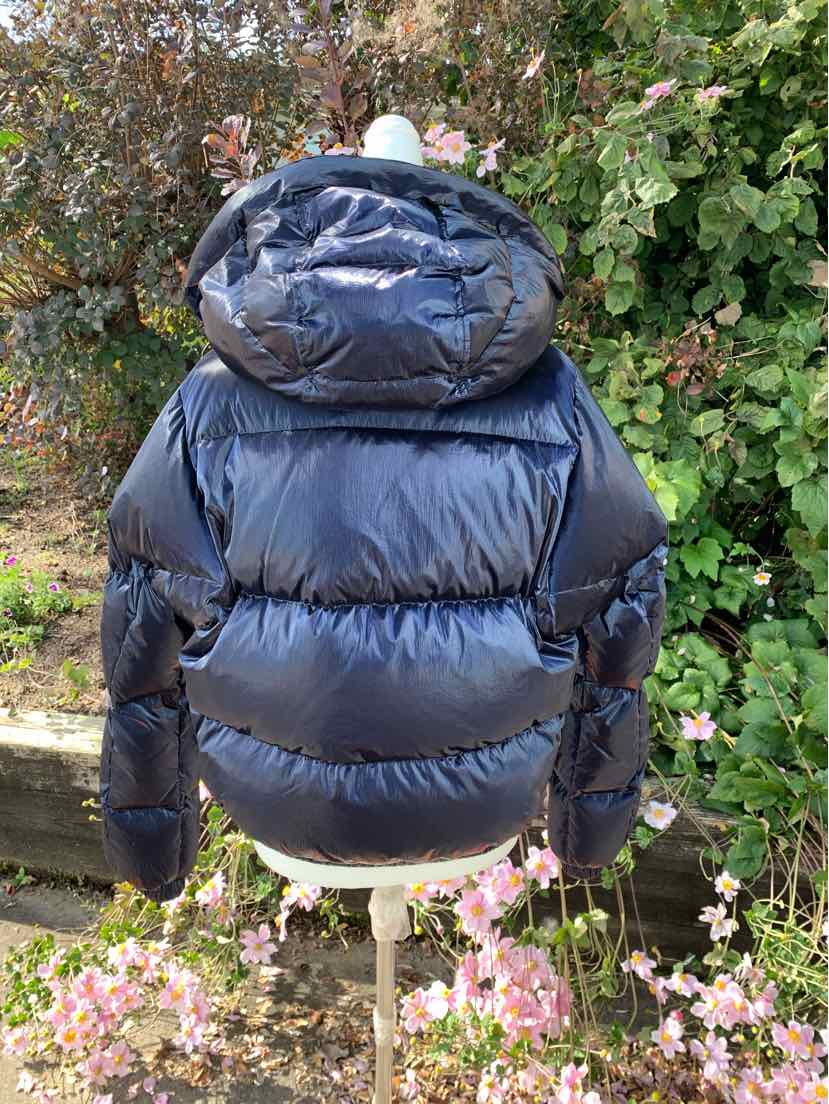 W BLANC NOIR NY Size SM OW