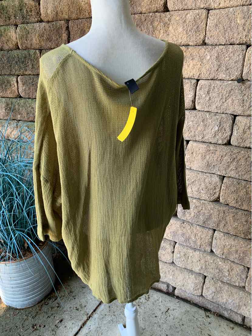 W FOCUS CASUAL LIFE GR Size MED T