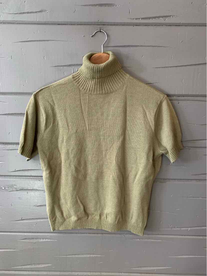 W DANA B. GR Size LG T