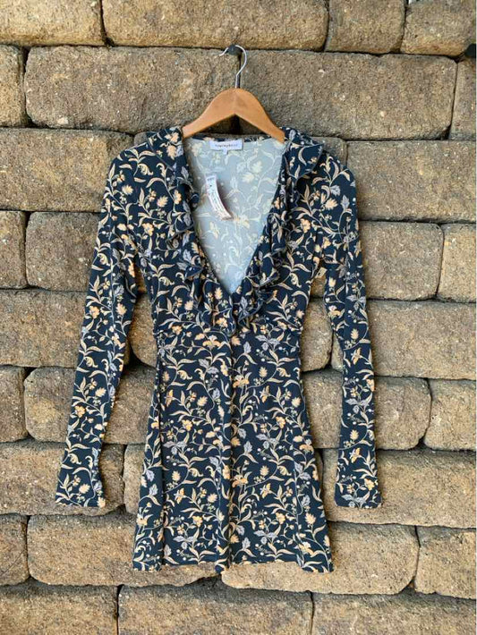 W WEWOREWHAT BL Size SM DR