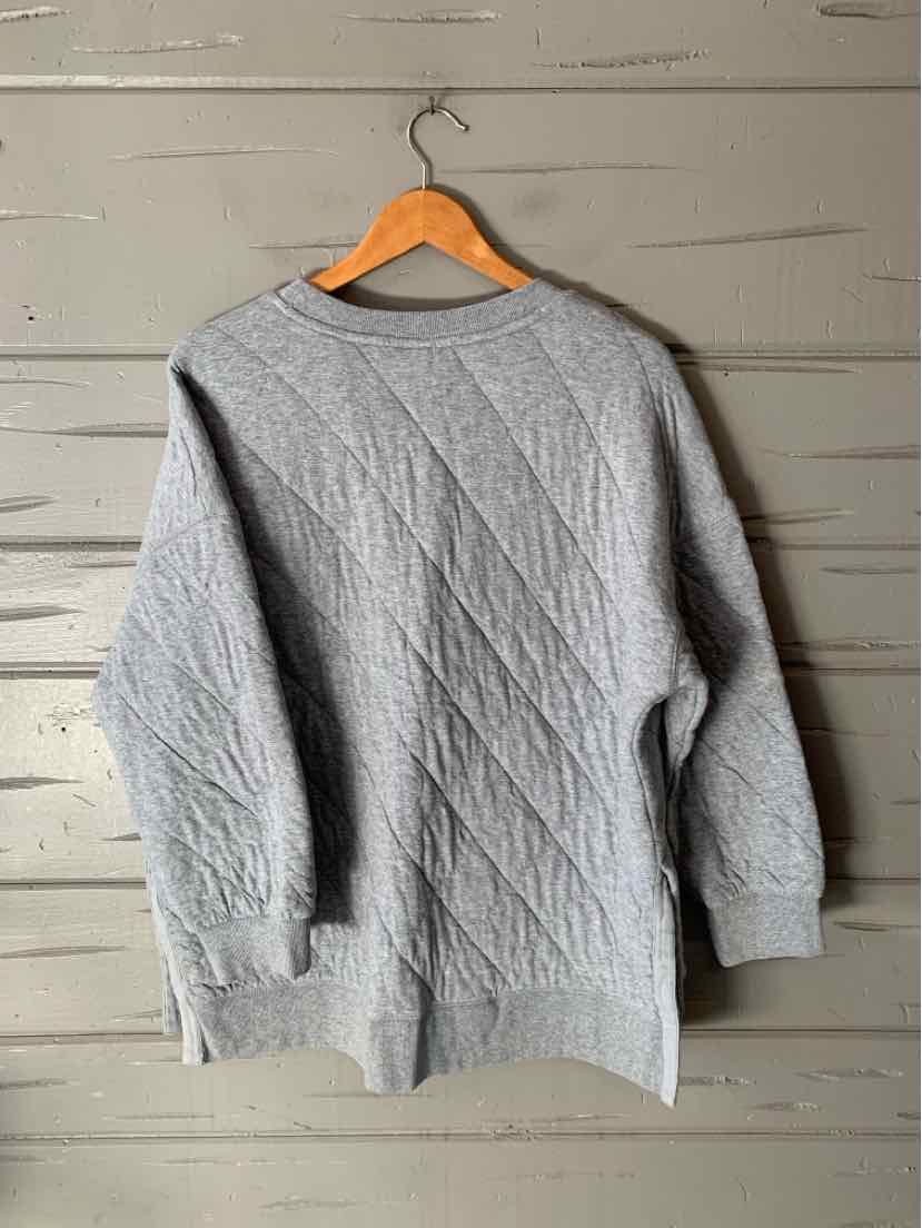 Gray Old Navy knit sweater with a textured diamond pattern, ribbed cuffs and hem, shown from the back.