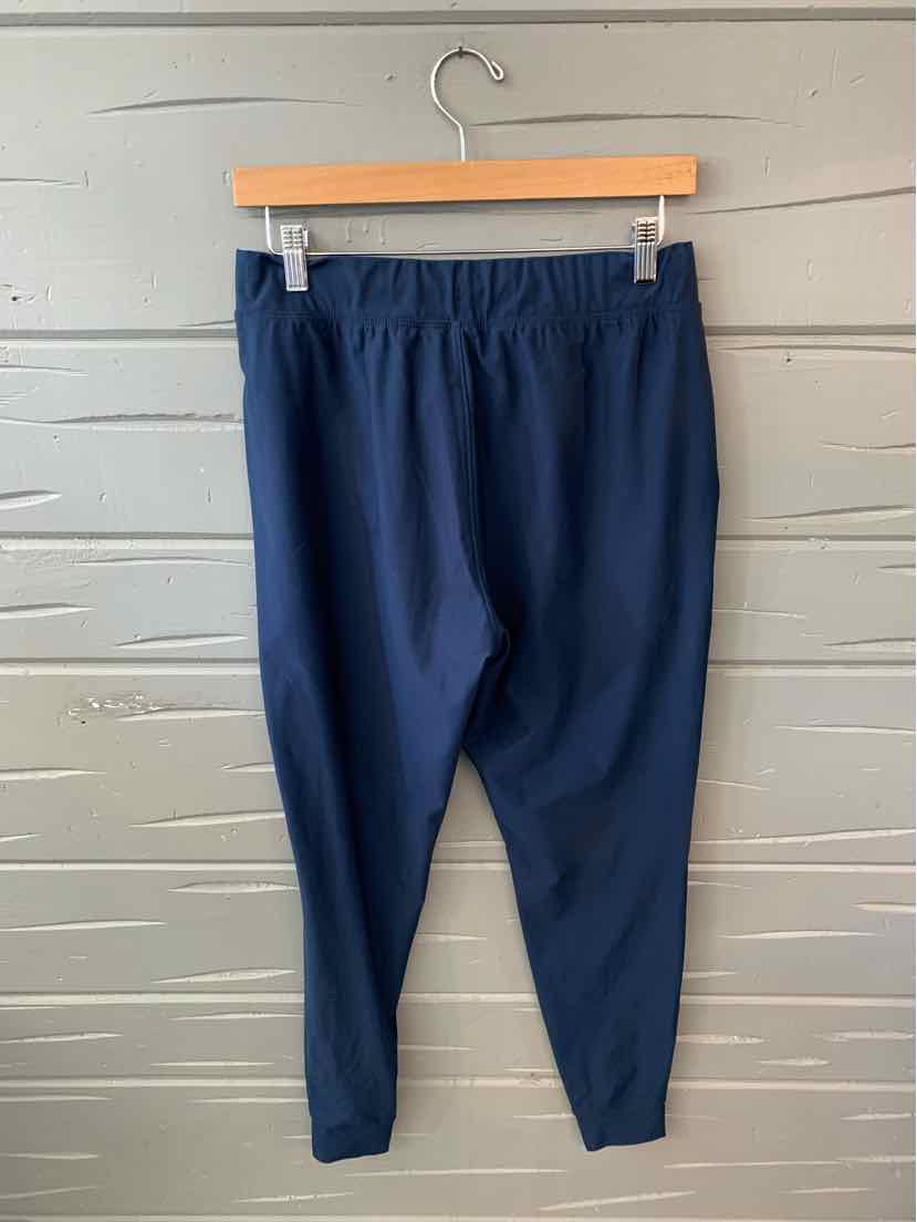 W UNDER ARMOUR NY Size SM AW