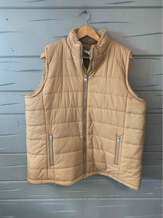 Tan quilted sleeveless vest with front zipper and zippered pockets in size XXL.