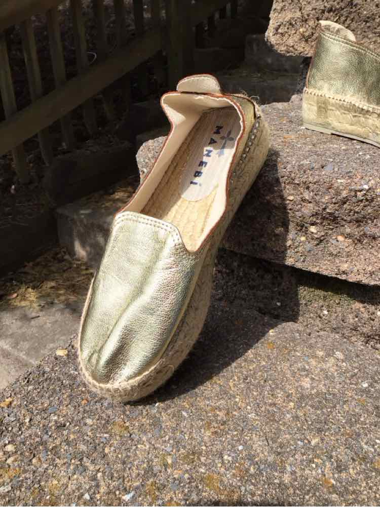 Gold metallic slip-on espadrille with braided jute sole and rounded toe, size 38.