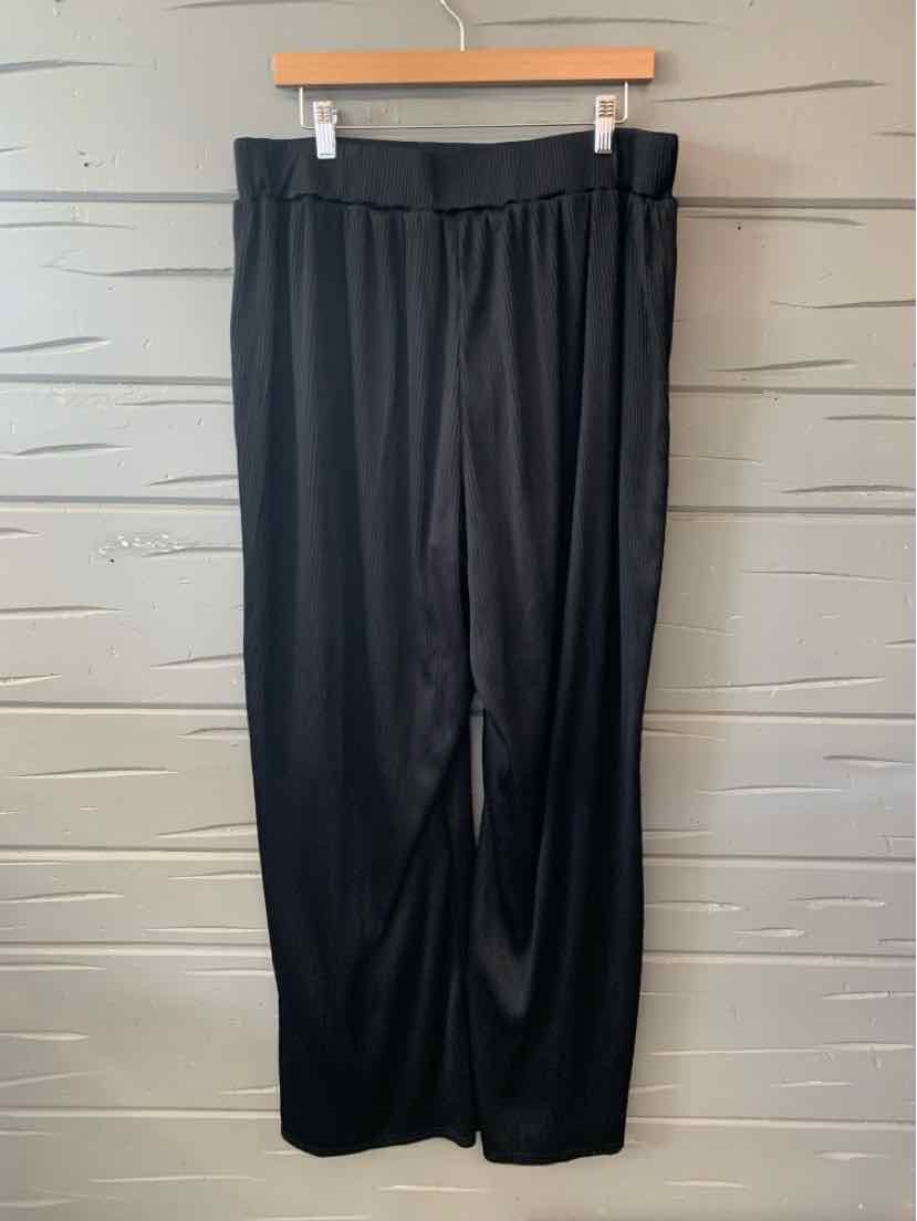 Black loose-fit wide-leg pants with elastic waistband in size XXL.