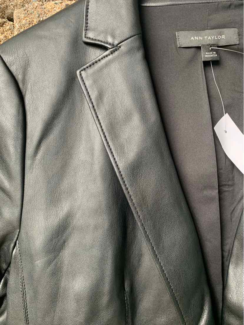 W ANN TAYLOR BK Size 4 BLZ