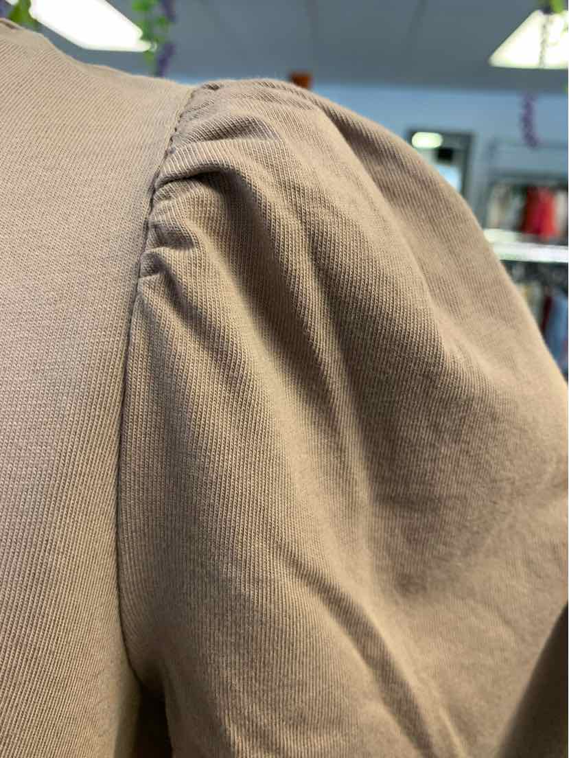 W UNIVERSAL THREAD BR Size SM DR