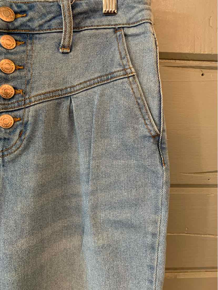 W WILD FABLE BL Size 8 J