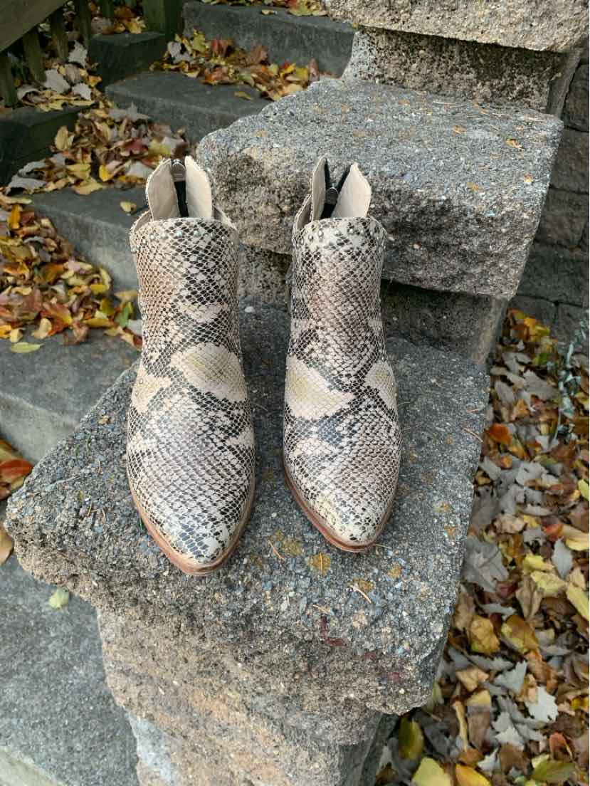 W SHERIDAN MIA BK Size 8 BOOT