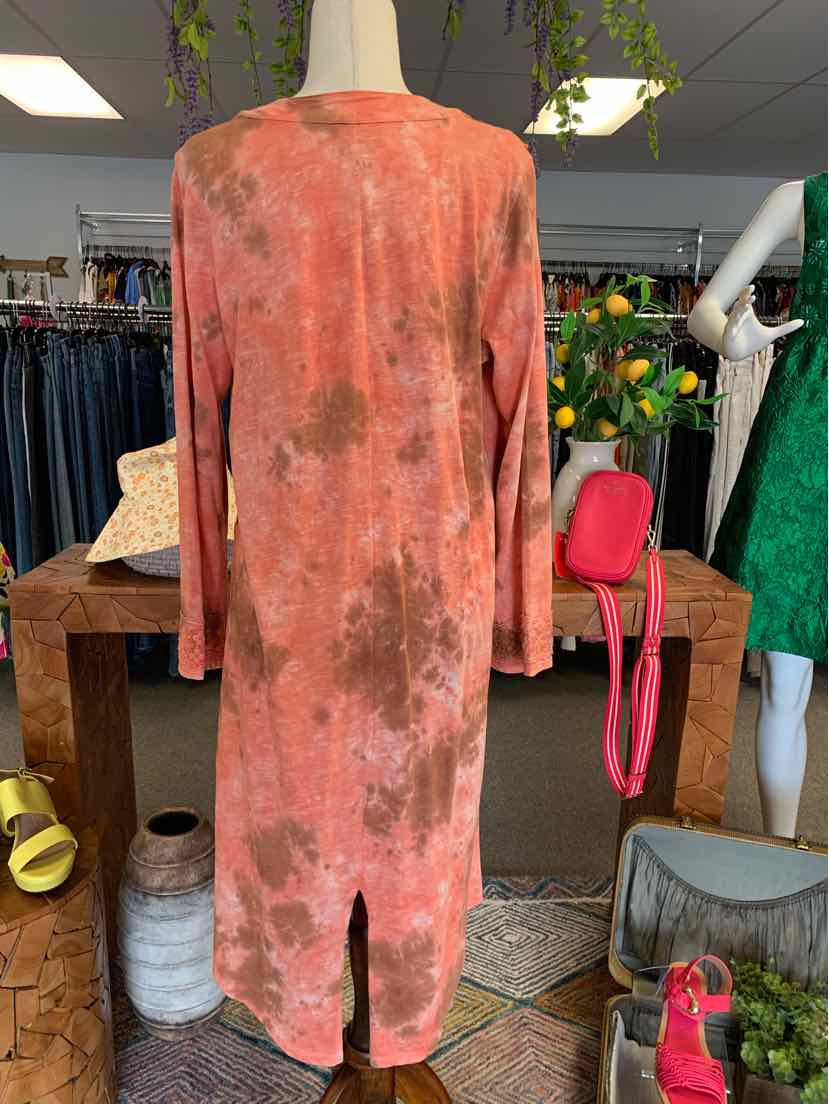 W LOGO PK Size MED T