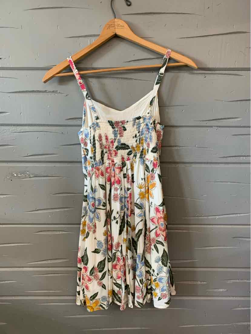 W OLD NAVY WH Size XS DR