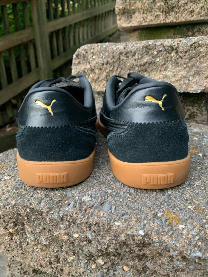 W PUMA BK Size 10 SNEAKER