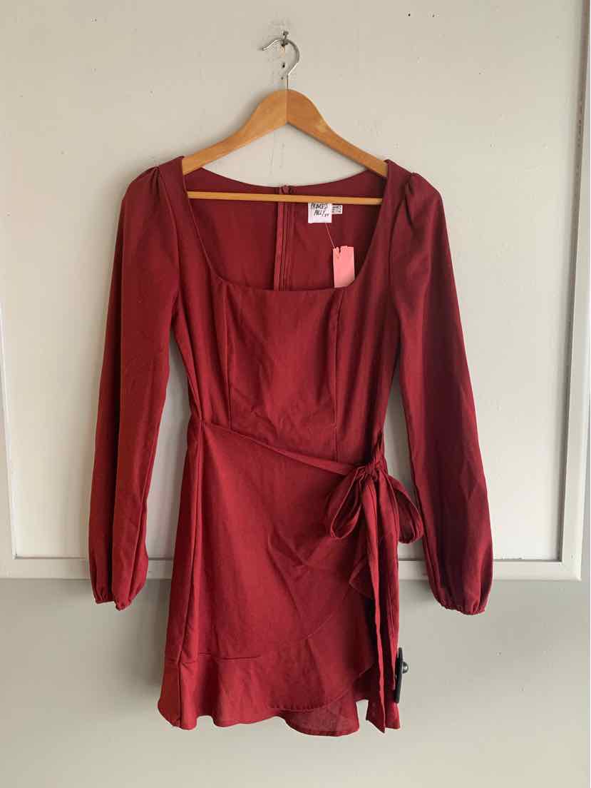 W PRINCESS POLLY BURG Size 4 DR