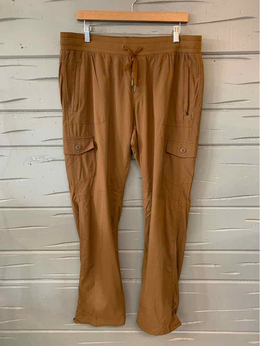 W LL BEAN BEIGE Size LG P