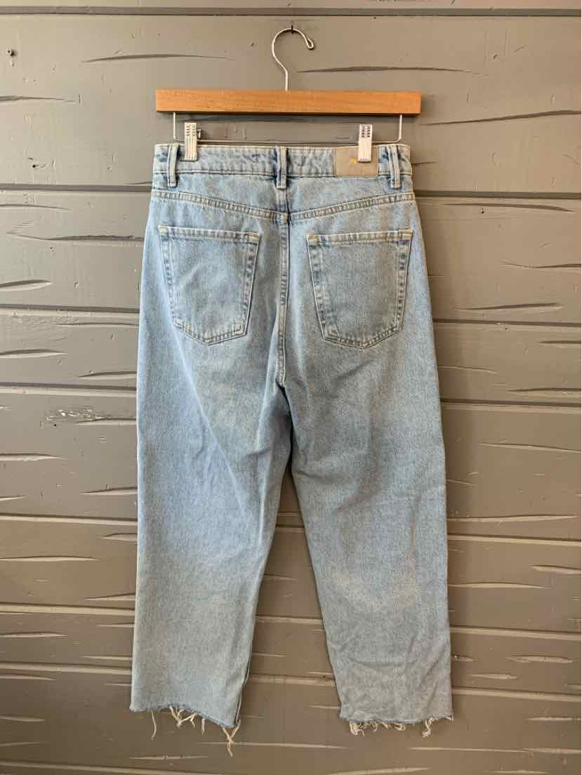 W ZARA BL Size 4 J
