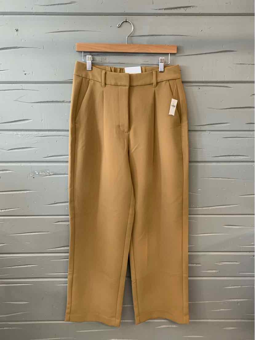 W OLD NAVY TAN Size MED P