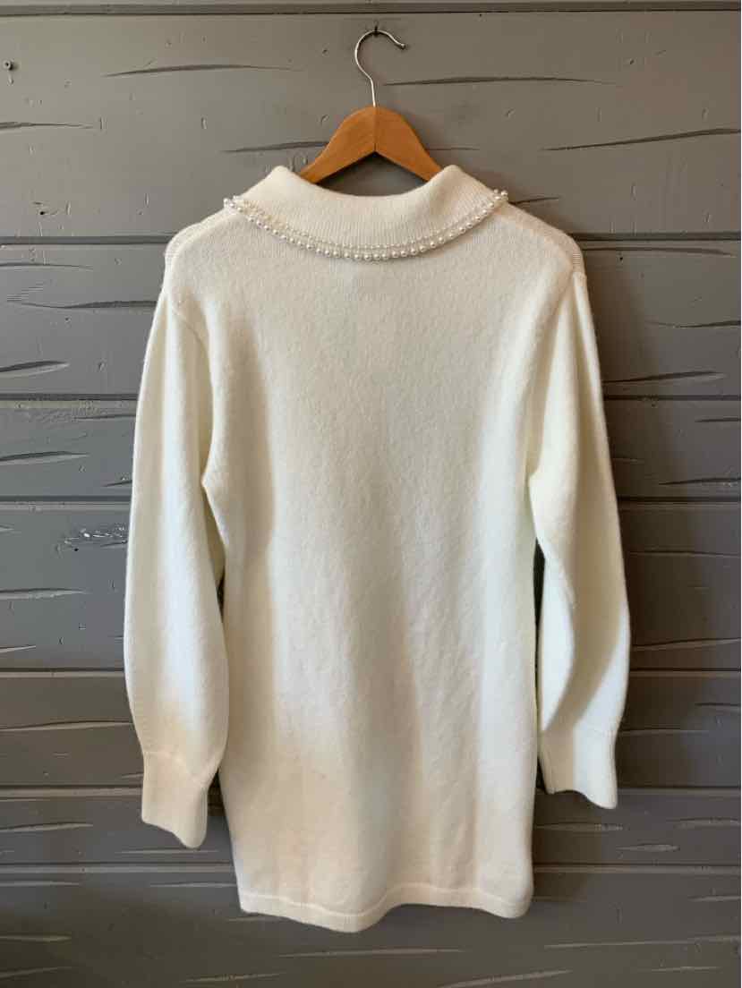 W H&M CR Size MED DR