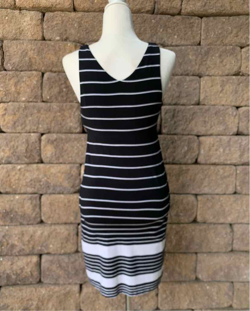 W ATHLETA BK Size SM DR