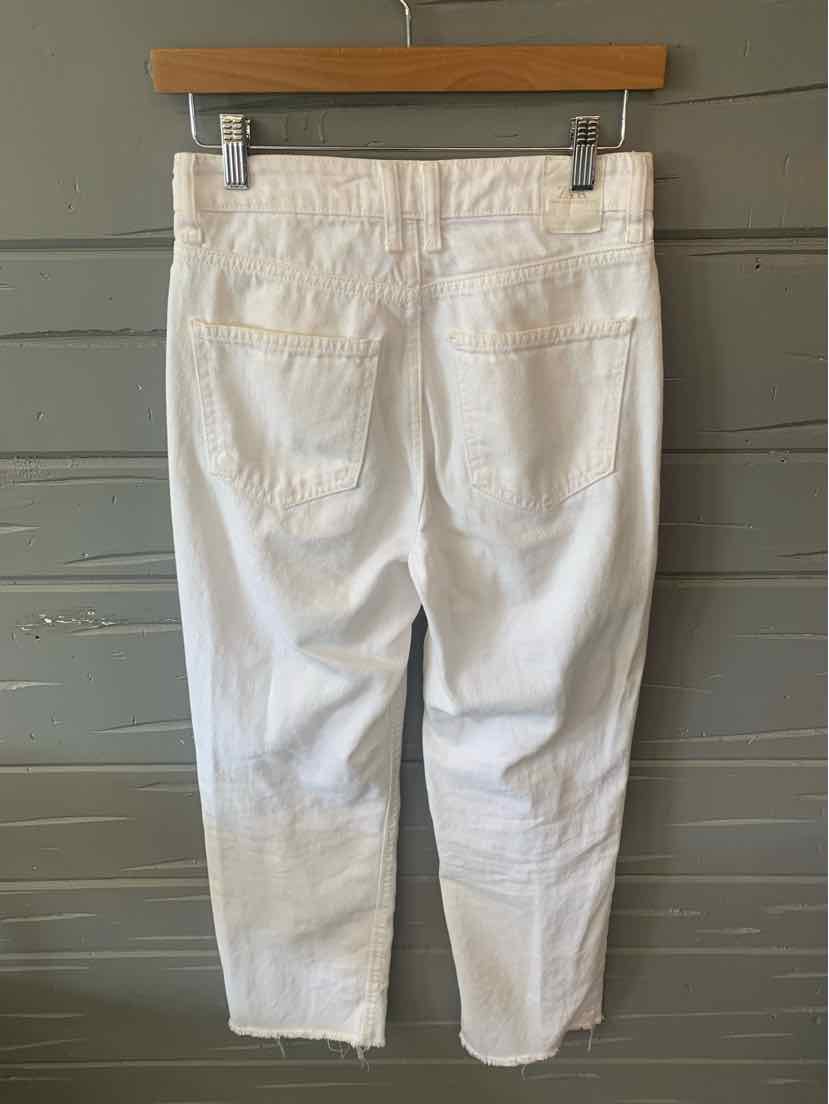 W ZARA WH Size 2 J