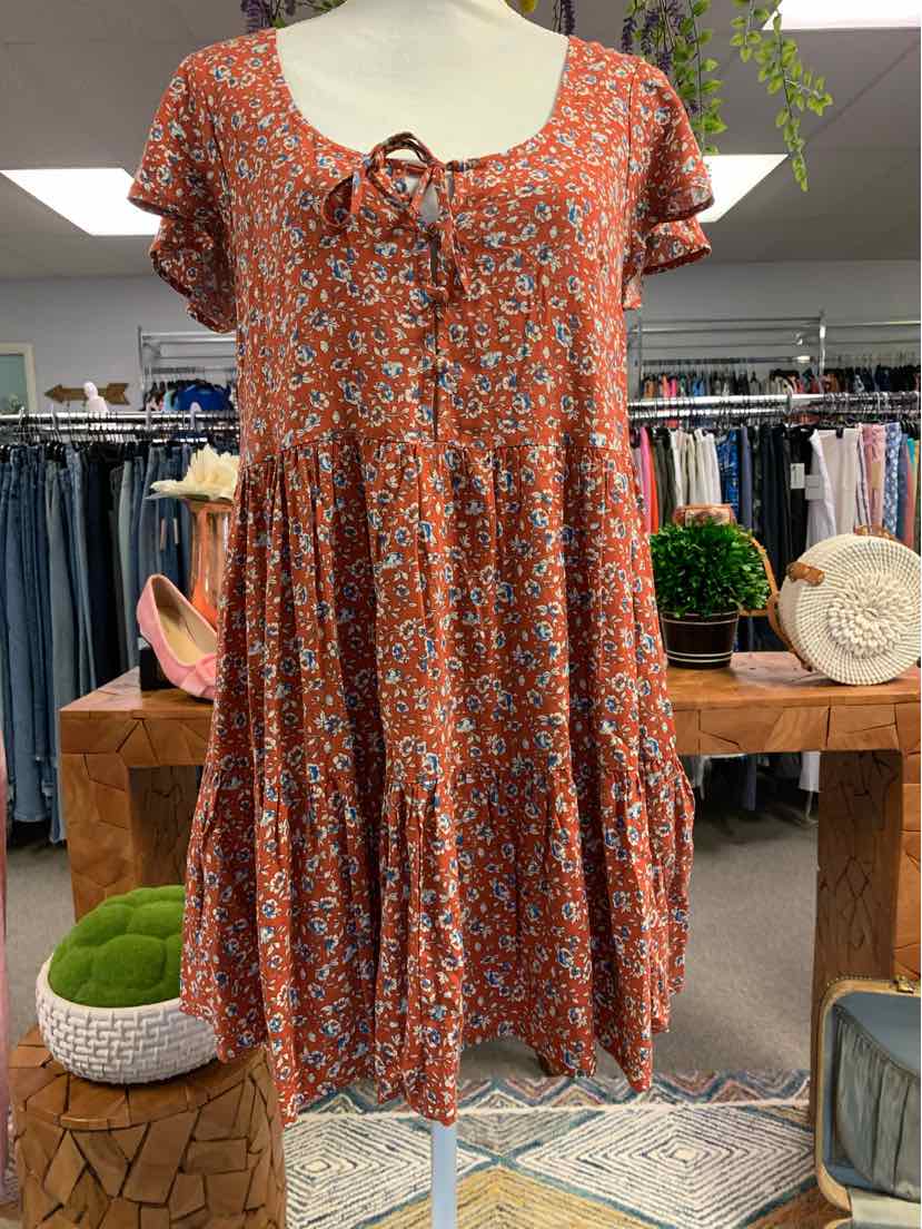 W URBAN OUTFITTERS RD Size SM DR