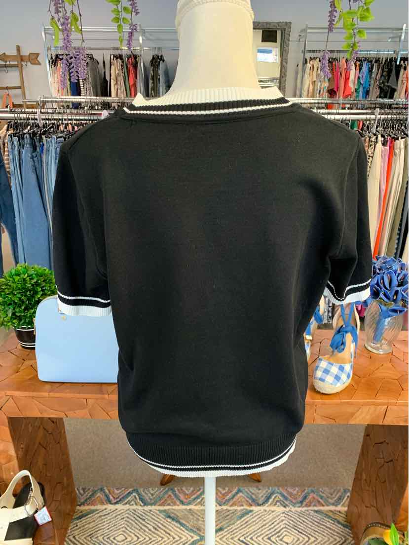 W NO LABEL BK Size MED T