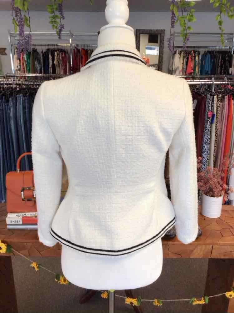 W TALBOTS WH Size 2P BLZ