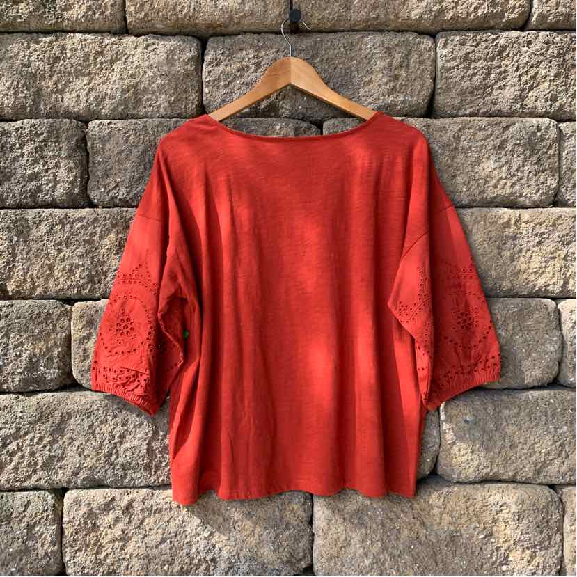 W GARNET HILL OR Size SM T