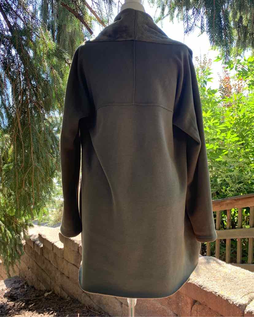 W DREW GR Size MED SW