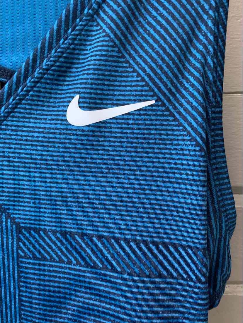 W NIKE BL Size SM AW
