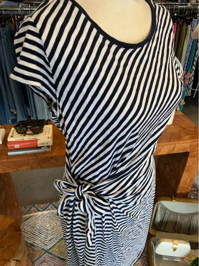 W TALBOTS NY Size LG DR