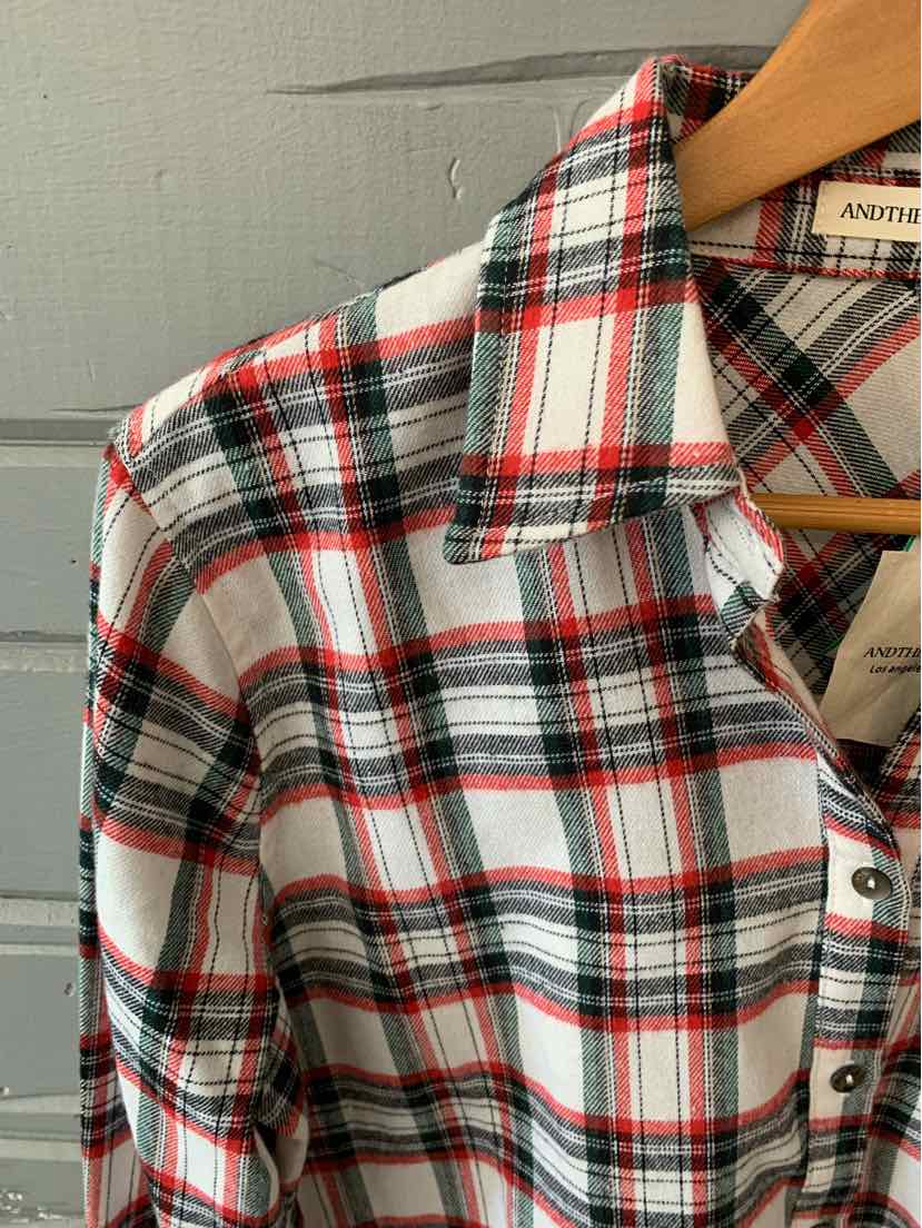 W AND THE WHY RD Size SM T