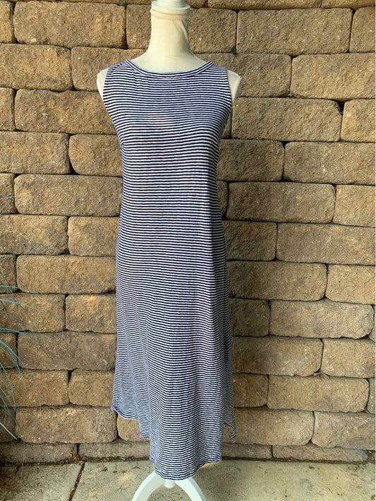 W TALBOTS NY Size LGP DR