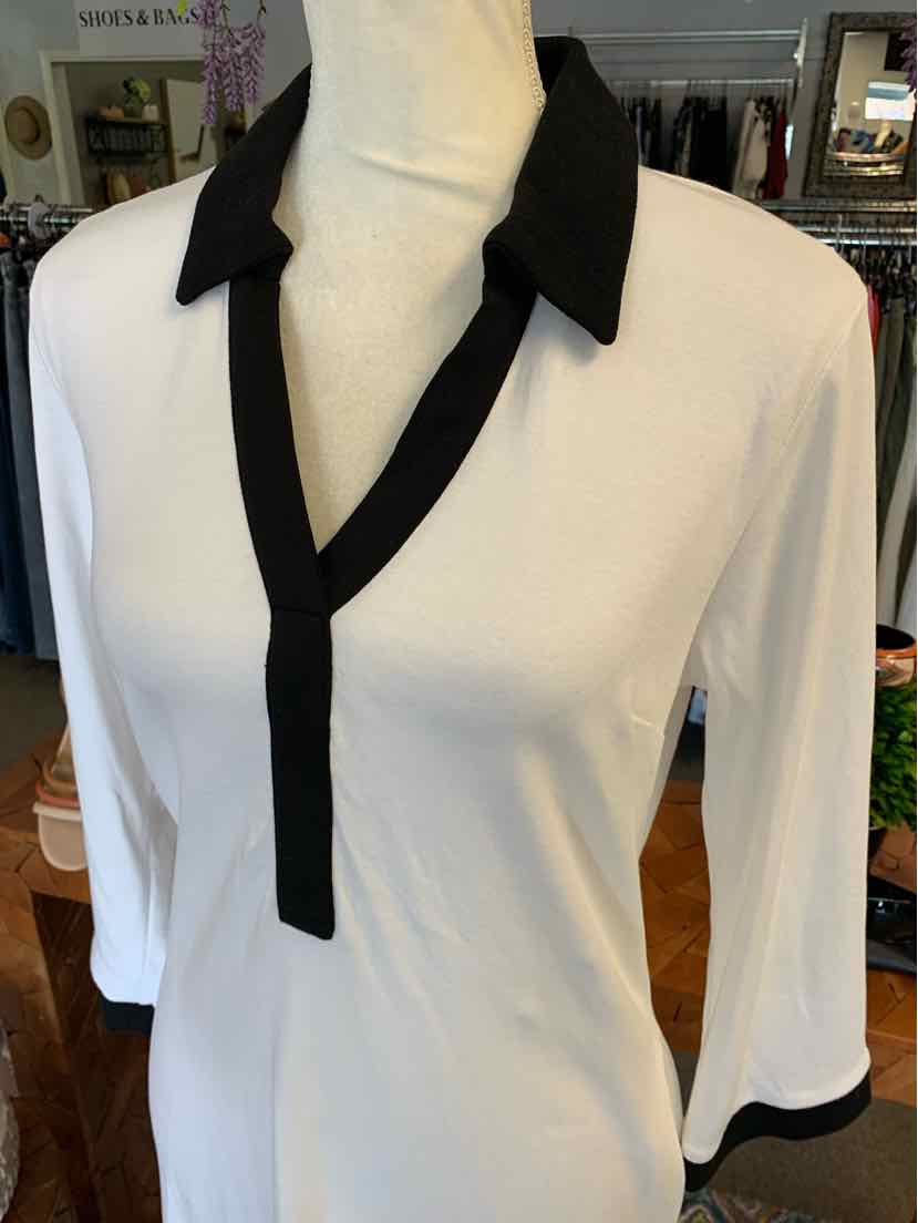 W NEW YORK & CO WH Size MED DR