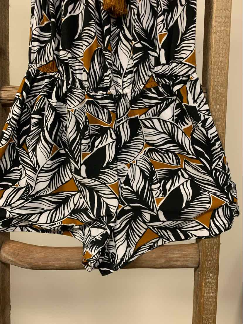 W DEREK HEART BK Size SM JSSHTS
