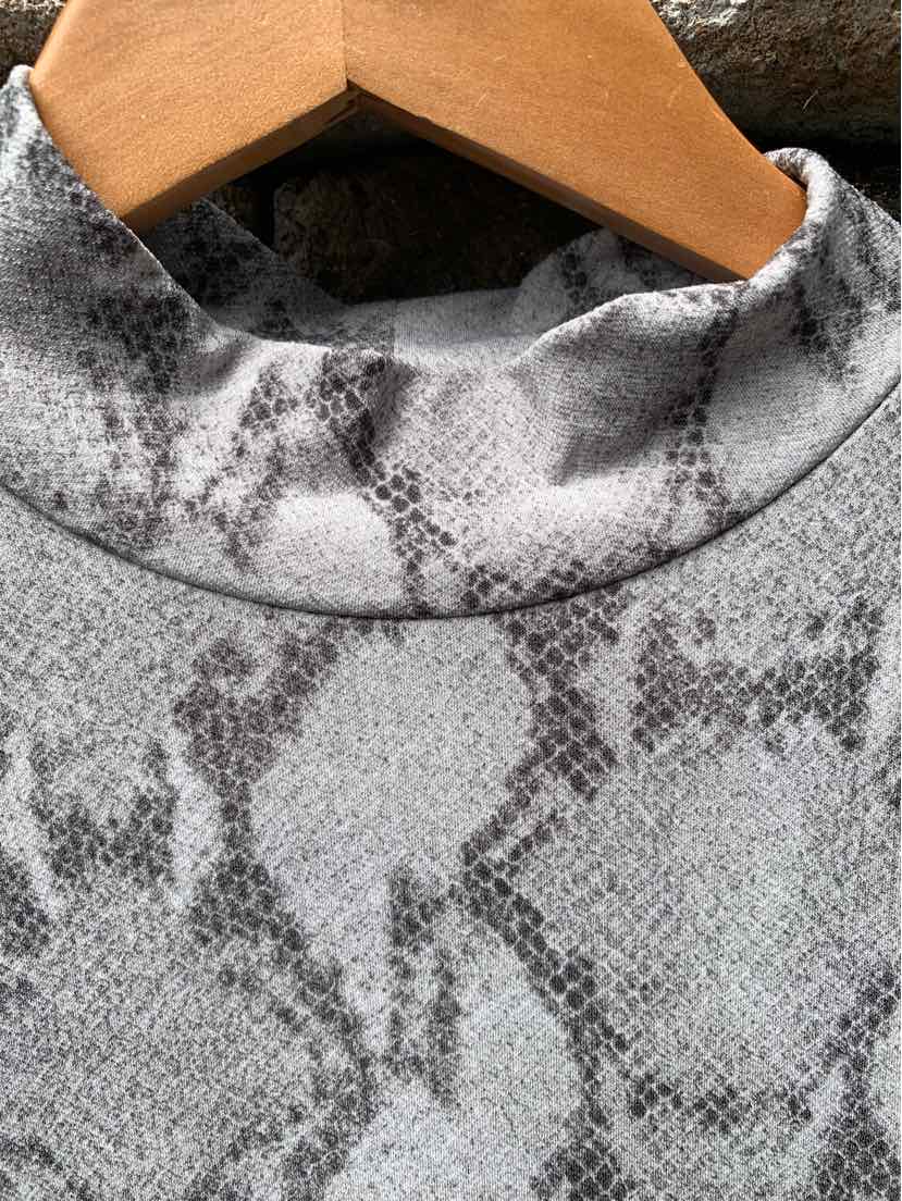 W BANANA REPUBLIC GY Size SM DR
