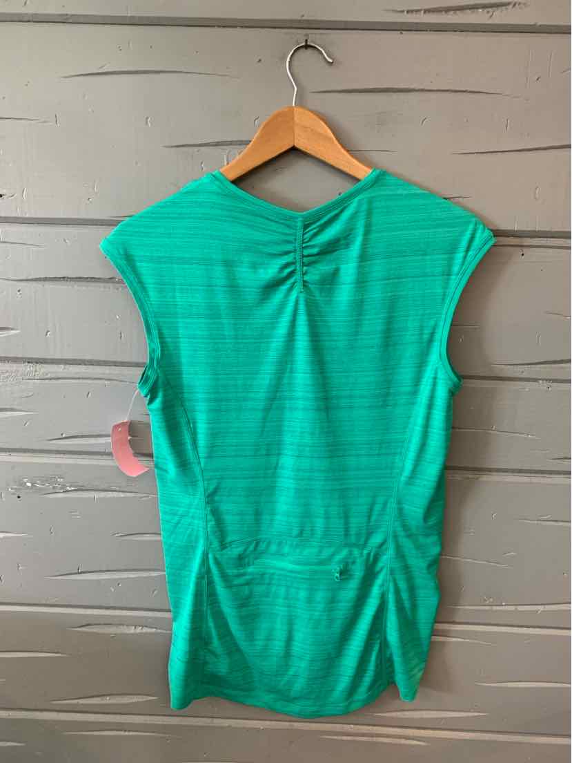 Green short-sleeve athletic top with ruched back detail, medium size.