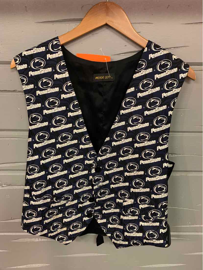 W MERGE LEFT NY Size SM V