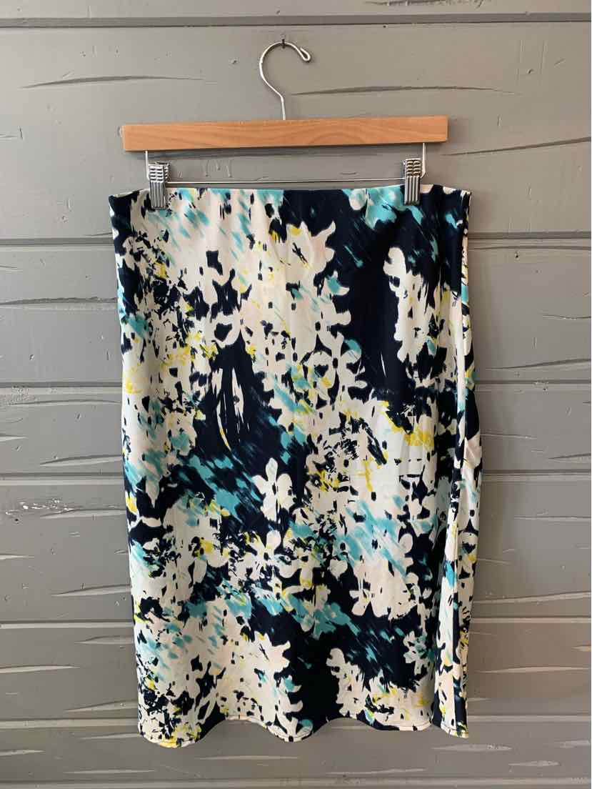 W BANANA REPUBLIC BL Size MED SK