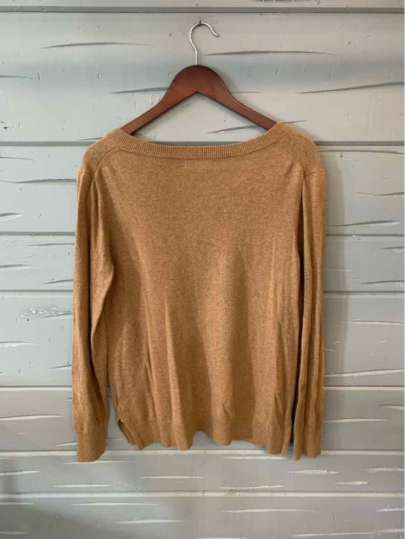 W JCREW WH Size MED SW