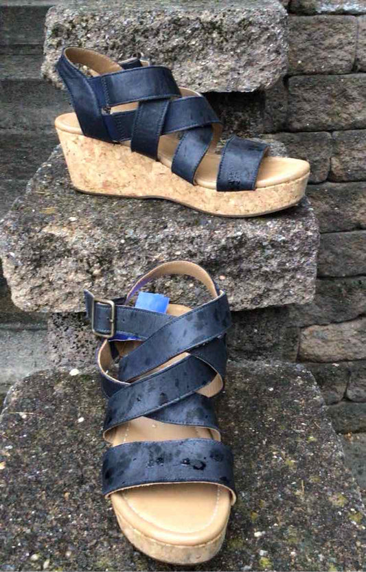 W GARNET HILL NY Size 9 SHOE