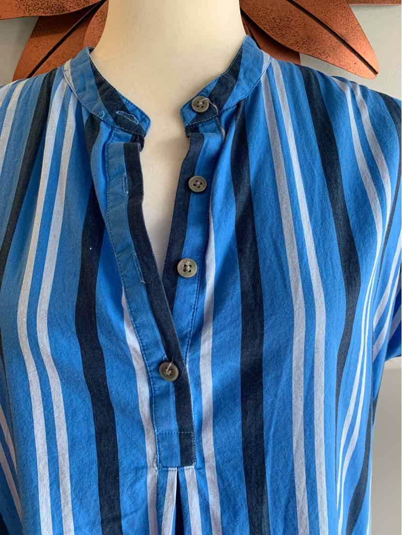 W STYLE & CO BL Size MED DR