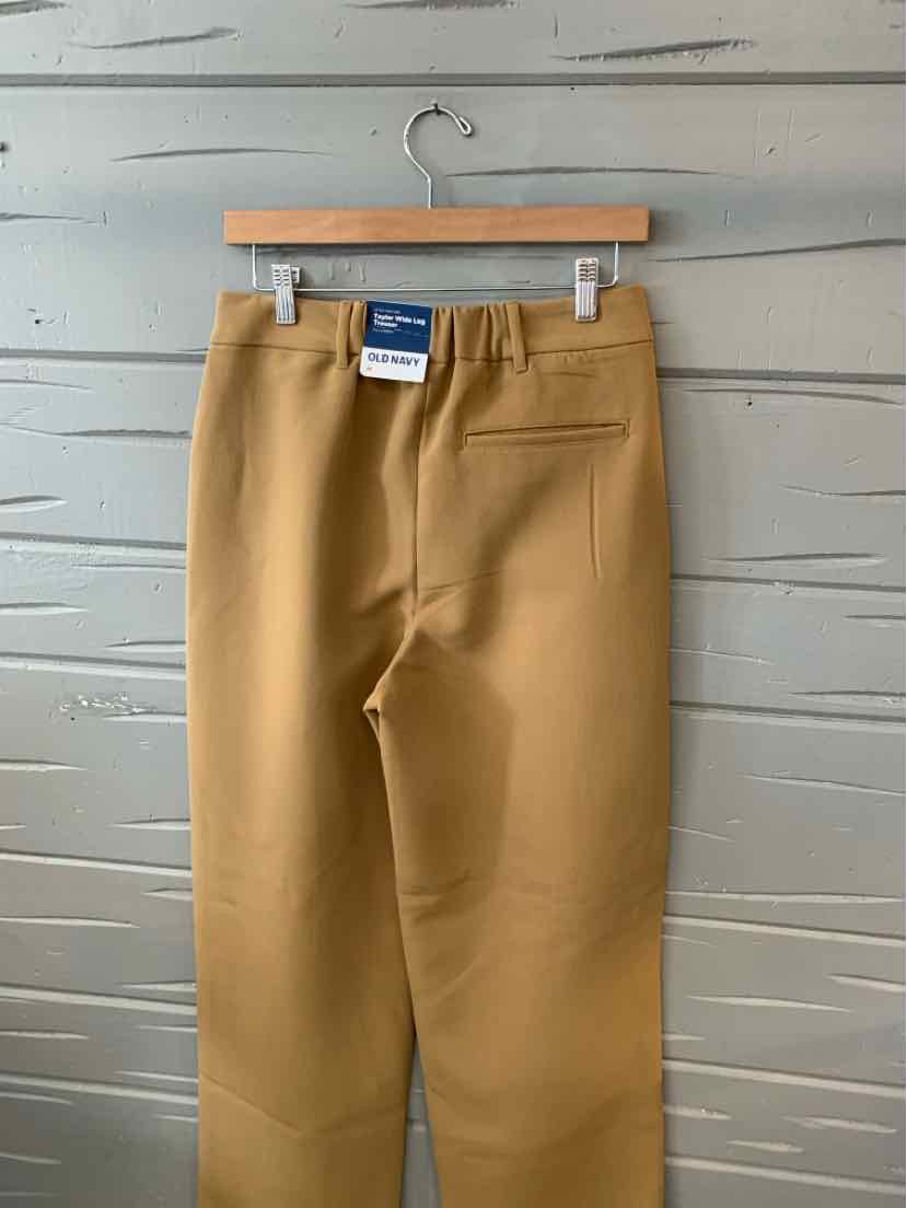 W OLD NAVY TAN Size MED P