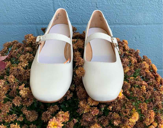 W NATURALIZER WH Size 9.5 SHOE