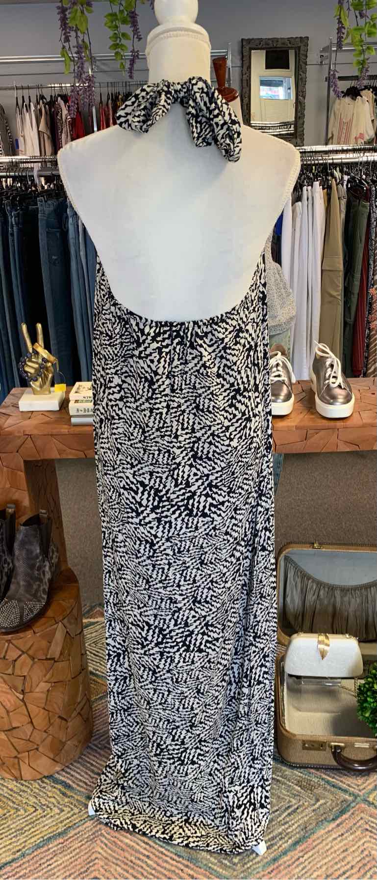 W GLAMOROUS BK Size XS DR